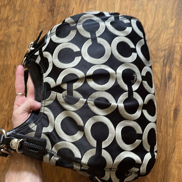 Coach Madison Maggie monogram hobo shoulder bag - Picture 2 of 13